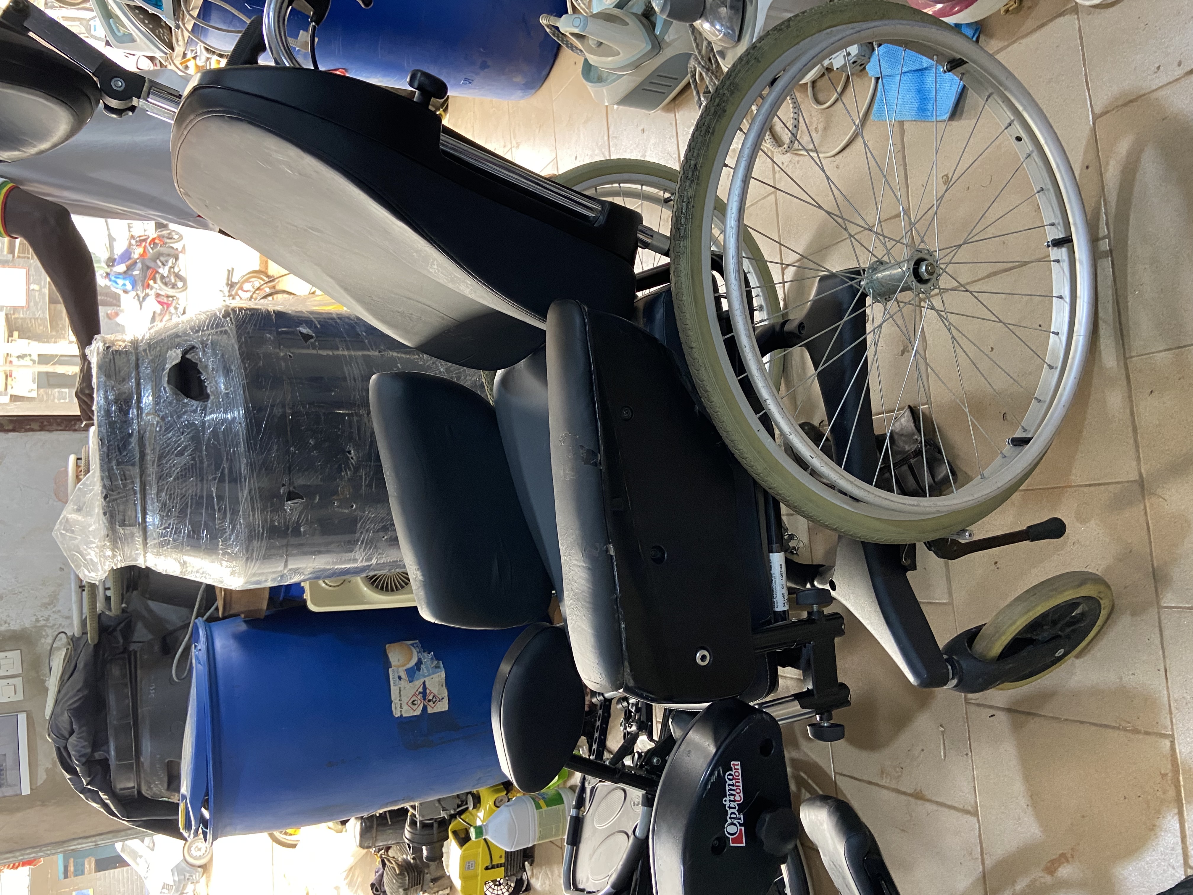 chaise roulante pour handicapé venant