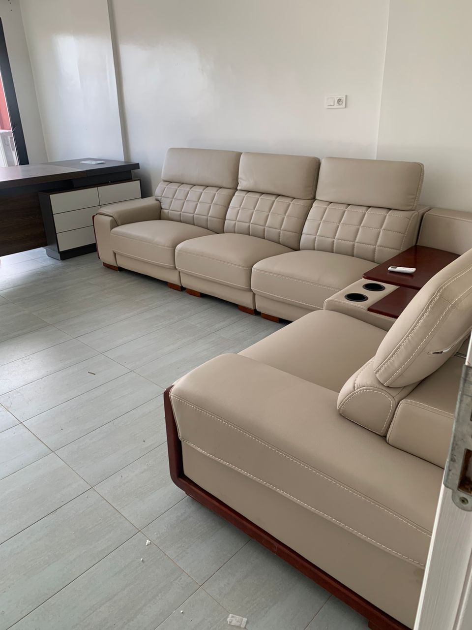 Salons 5 et 7 places Importés MI09