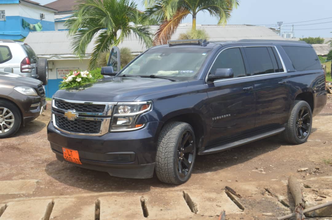 location Corbillard Chevrolet 4x4 & Décoration funéraire