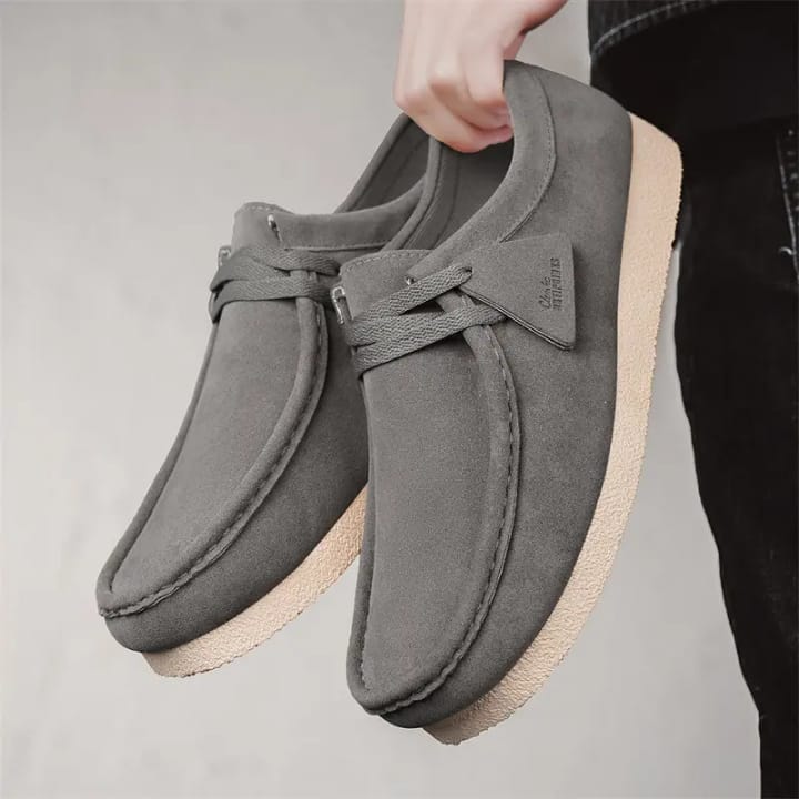 Mocassins Clarcks en Daim pour Homme | Élégance & Confort – Livraison Rapide Mocassins Clarcks en Daim pour Homme | Élégance & Confort – Livraison Rapide