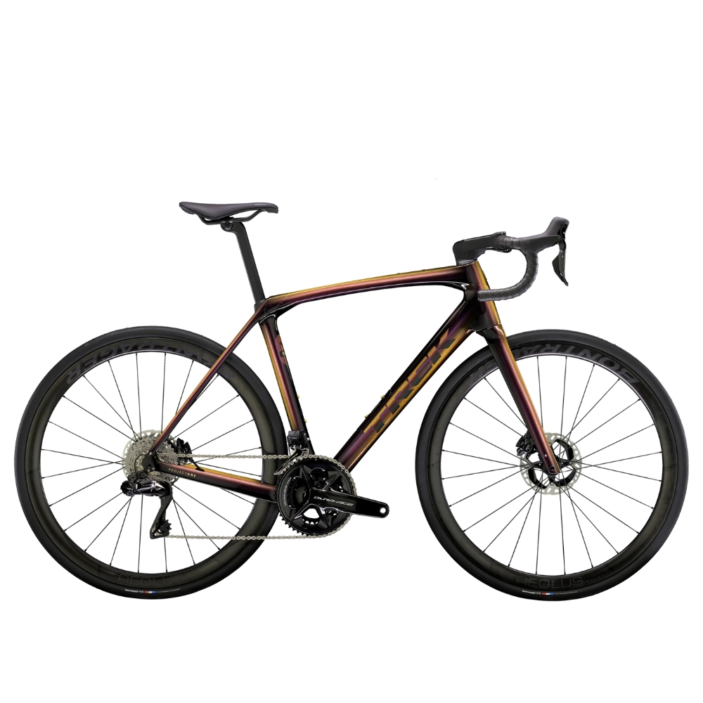 2025 Trek Domane SLR 9 Gen 4 Road Bike 2025 Trek Domane SLR 9 Gen 4 Road Bike