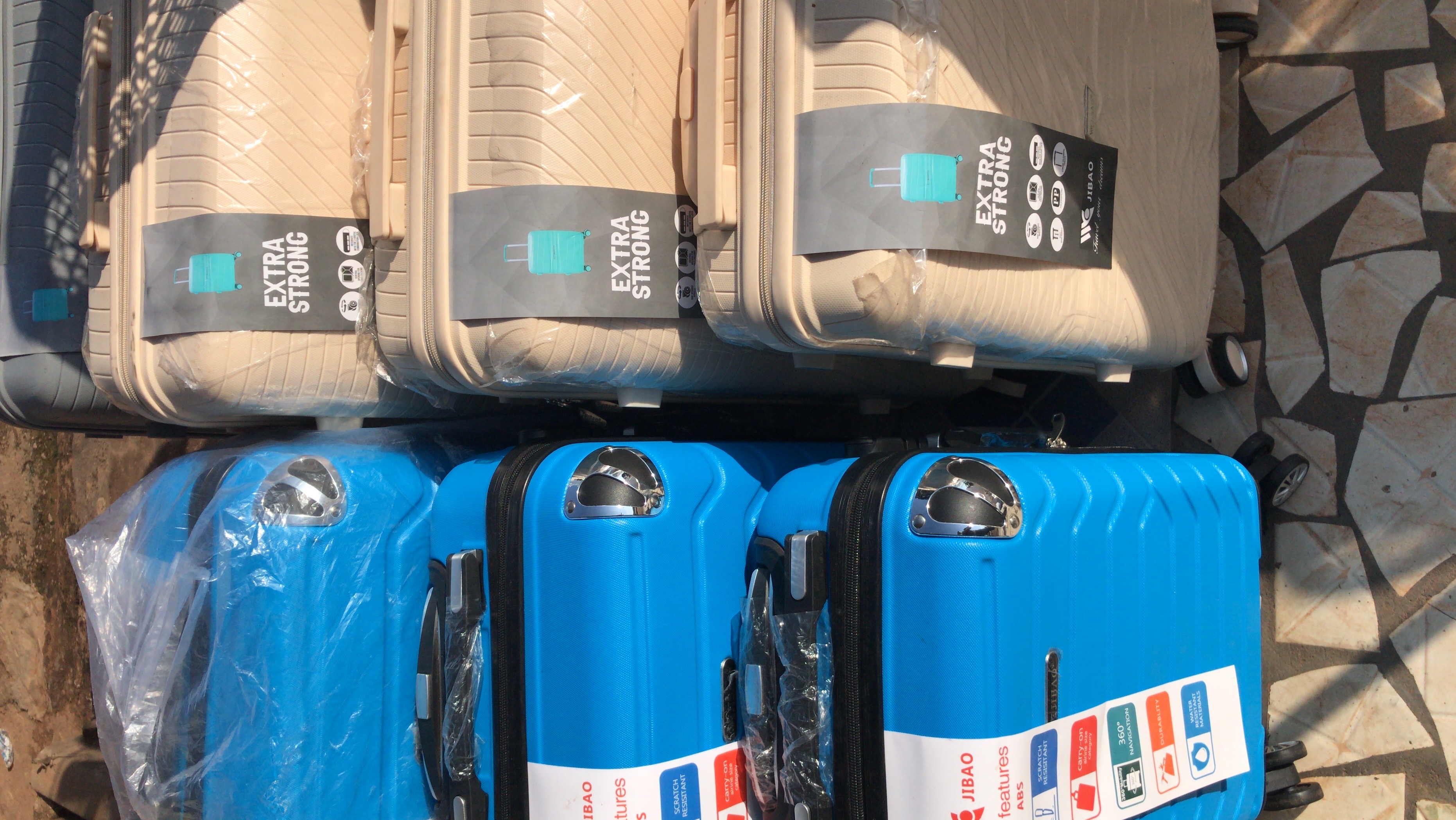 meubles et Accessoires de maison à moindre coût !