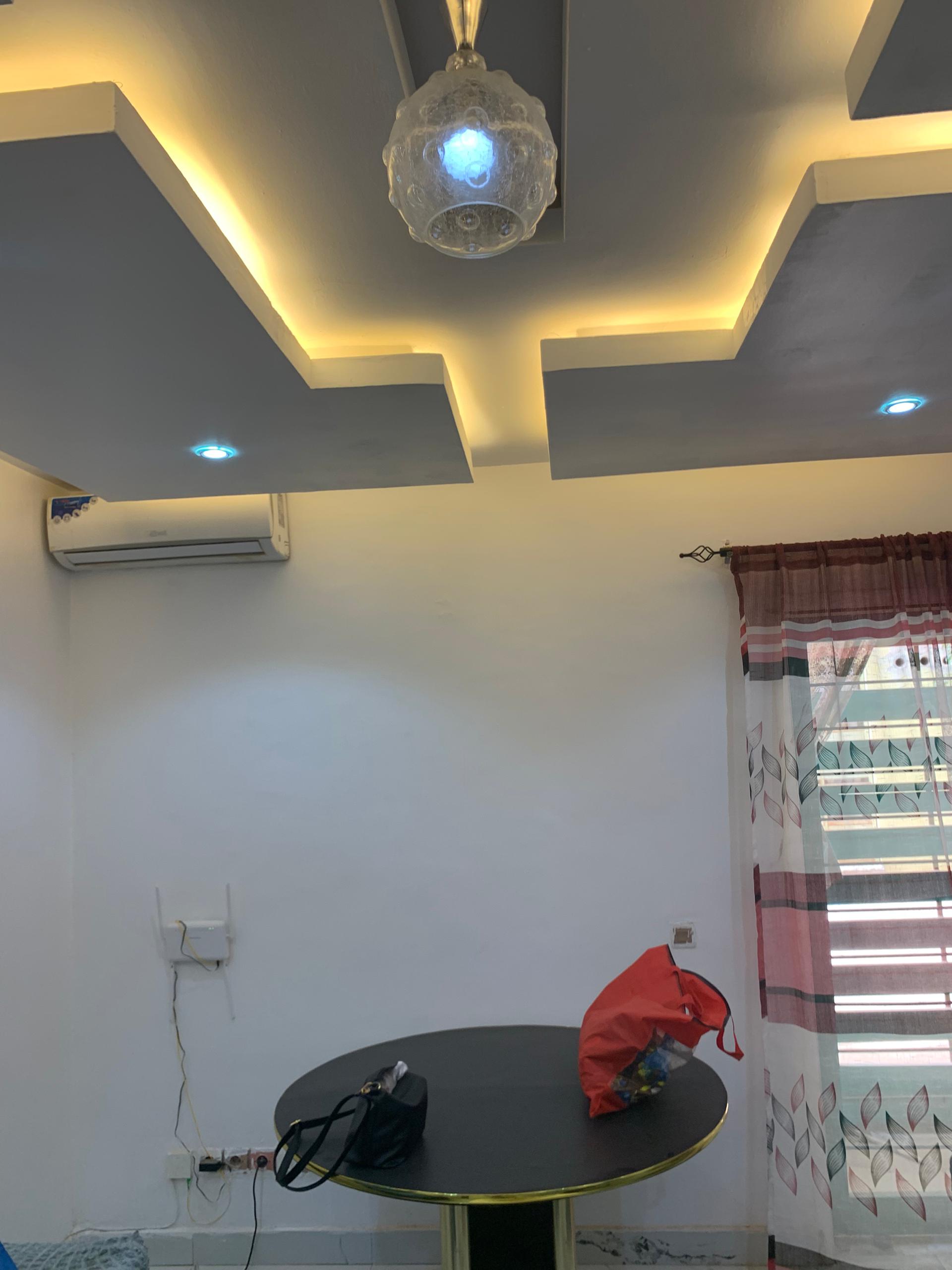 À LOUER – Superbe Appartement Meublé à la Cité Mixta