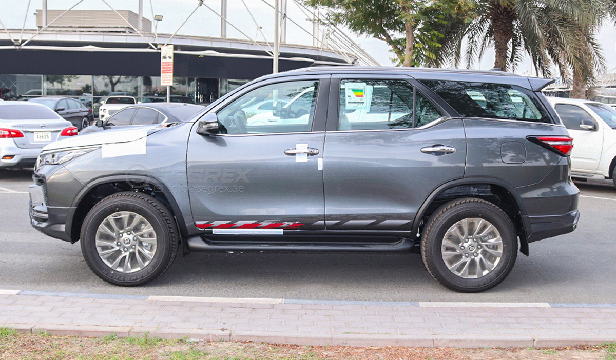 TOYOTA FORTUNER 2025