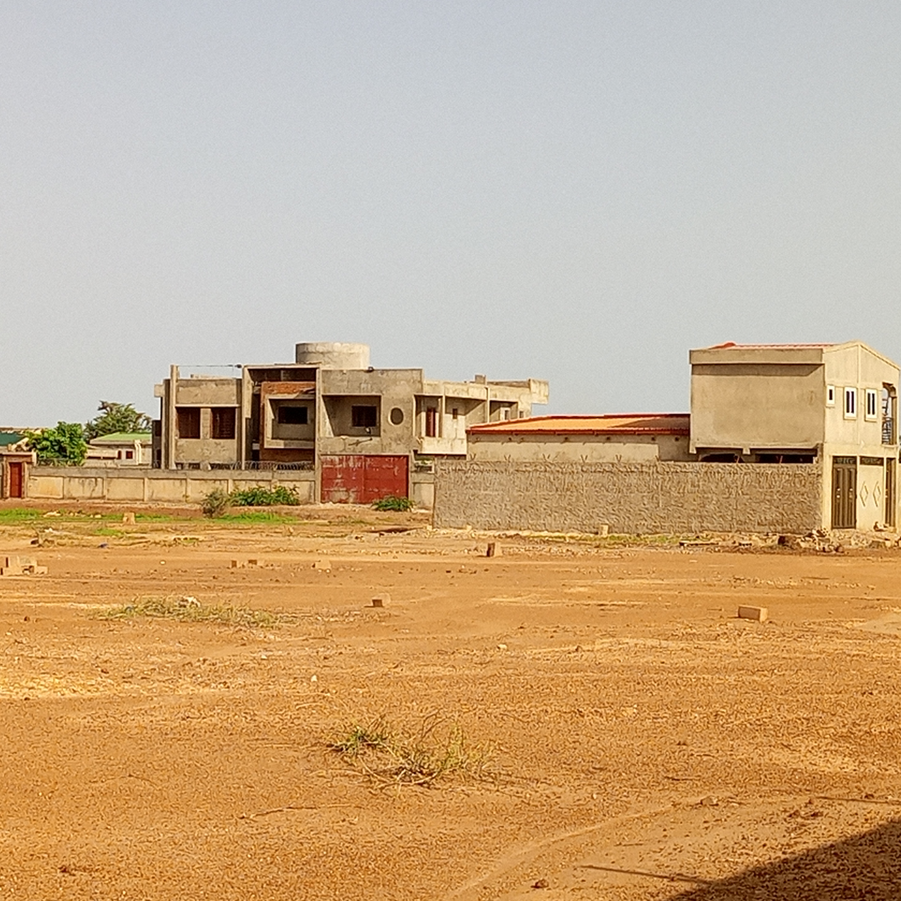 PERFECTOR IMMOBILIER MET EN VENTE CETTE PARCELLE D'UNE SUPERFICIE DE 298 M² A OUAGA 2000 EXTENSION. PERFECTOR IMMOBILIER MET EN VENTE CETTE PARCELLE D'UNE SUPERFICIE DE 298 M² A OUAGA 2000 EXTENSION.
