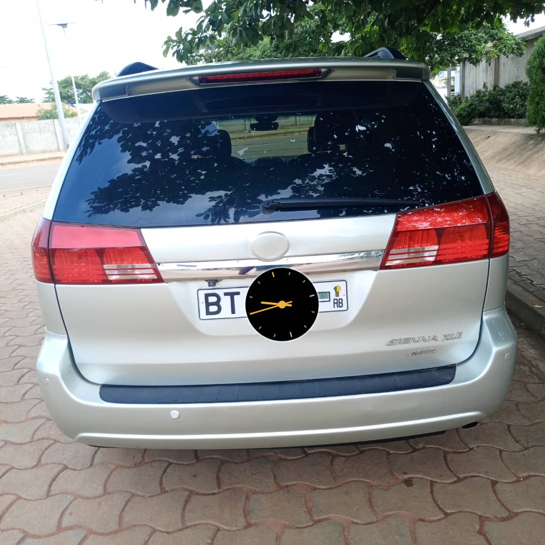 TOYOTA SIENNA XLE LIMITED TOYOTA SIENNA XLE LIMITED