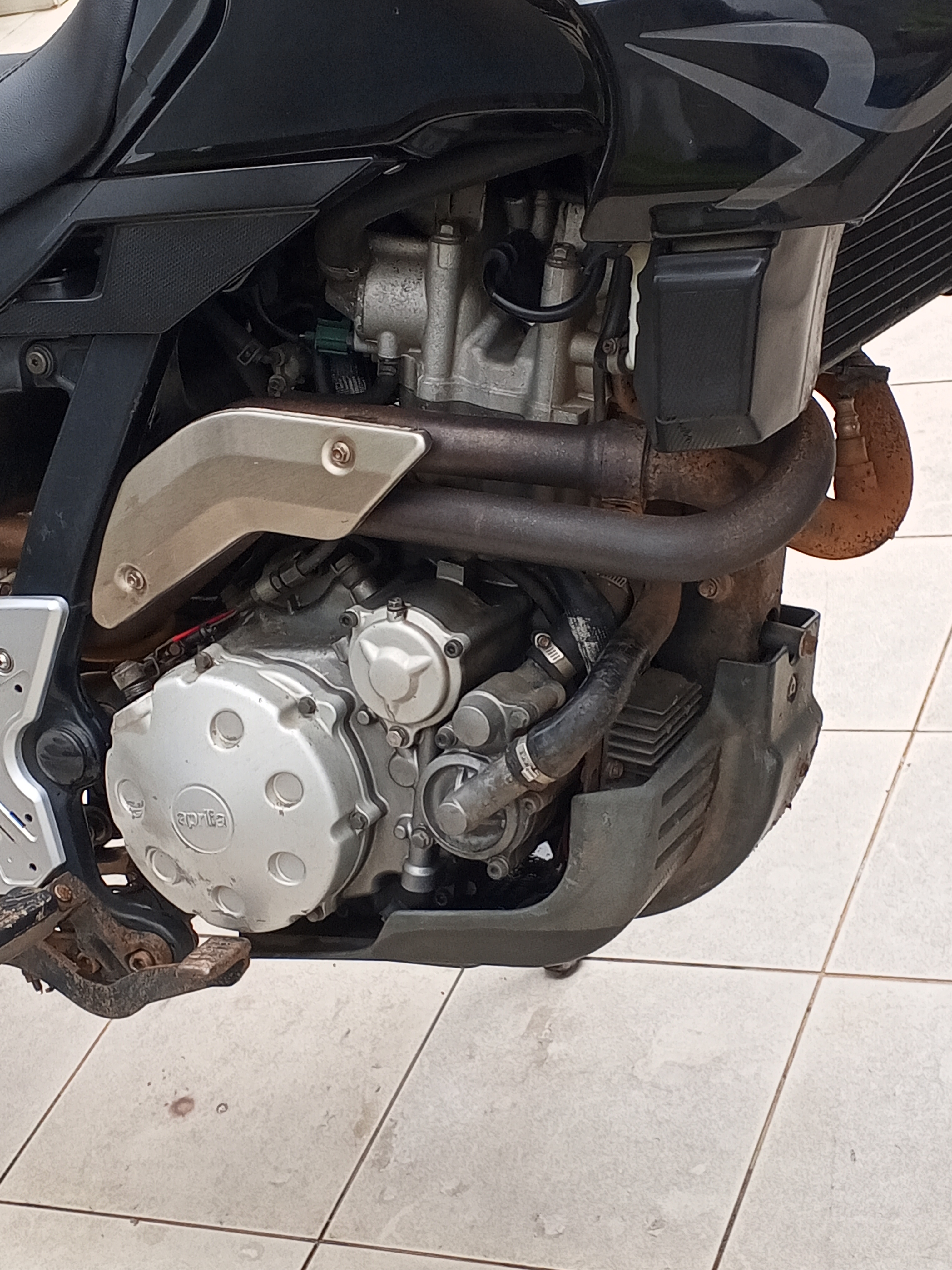 Moto Aprilia pegaso 650