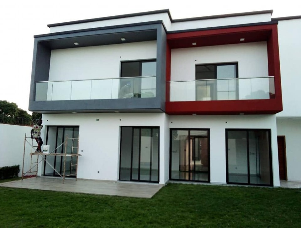 Villa nouvelle construction à vendre à Hedranawoe à