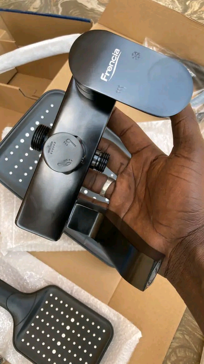 Shower set ou ensemble de douche à vendre