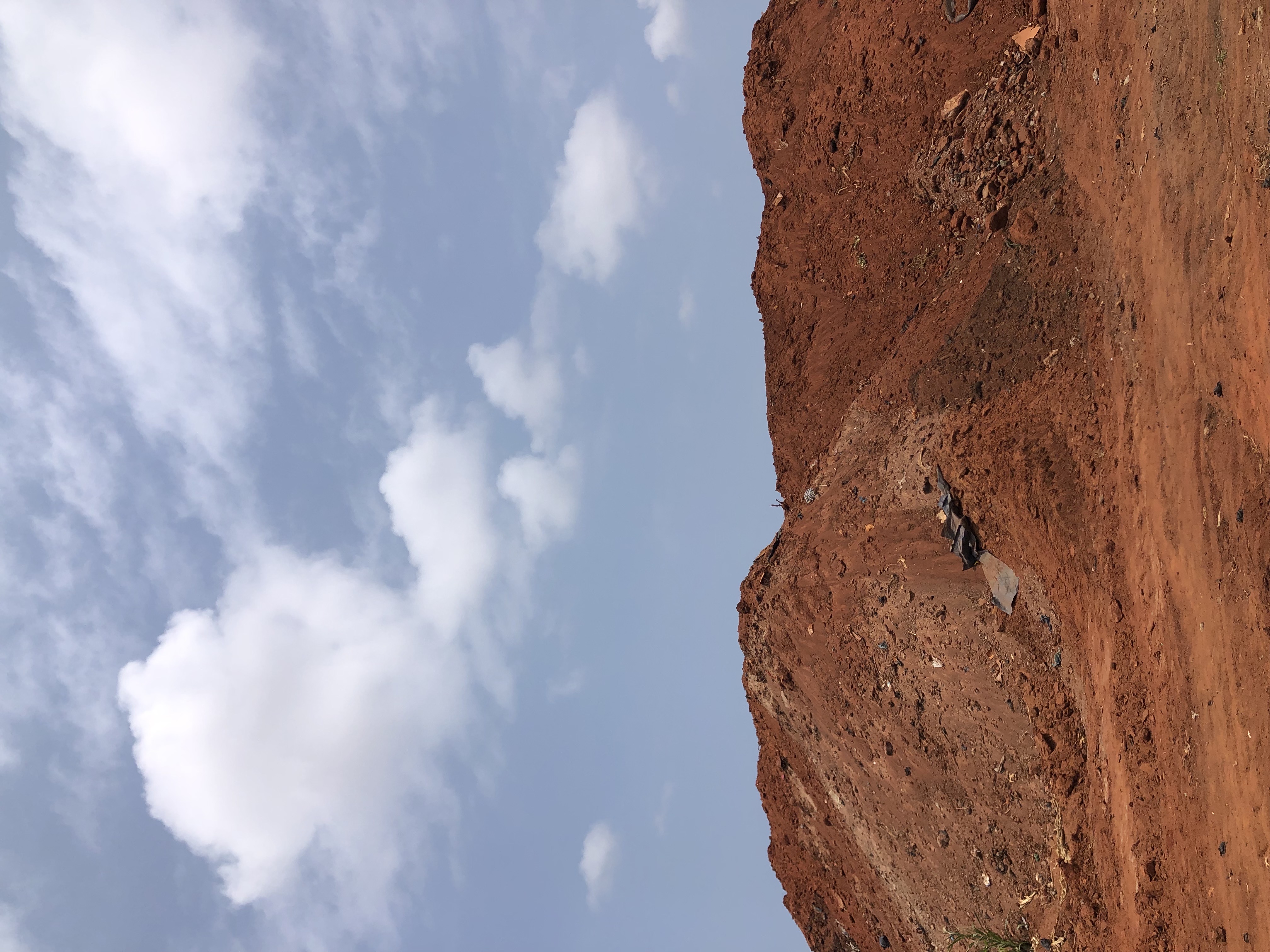 Sables remblais et des sables de construction sont disponibles