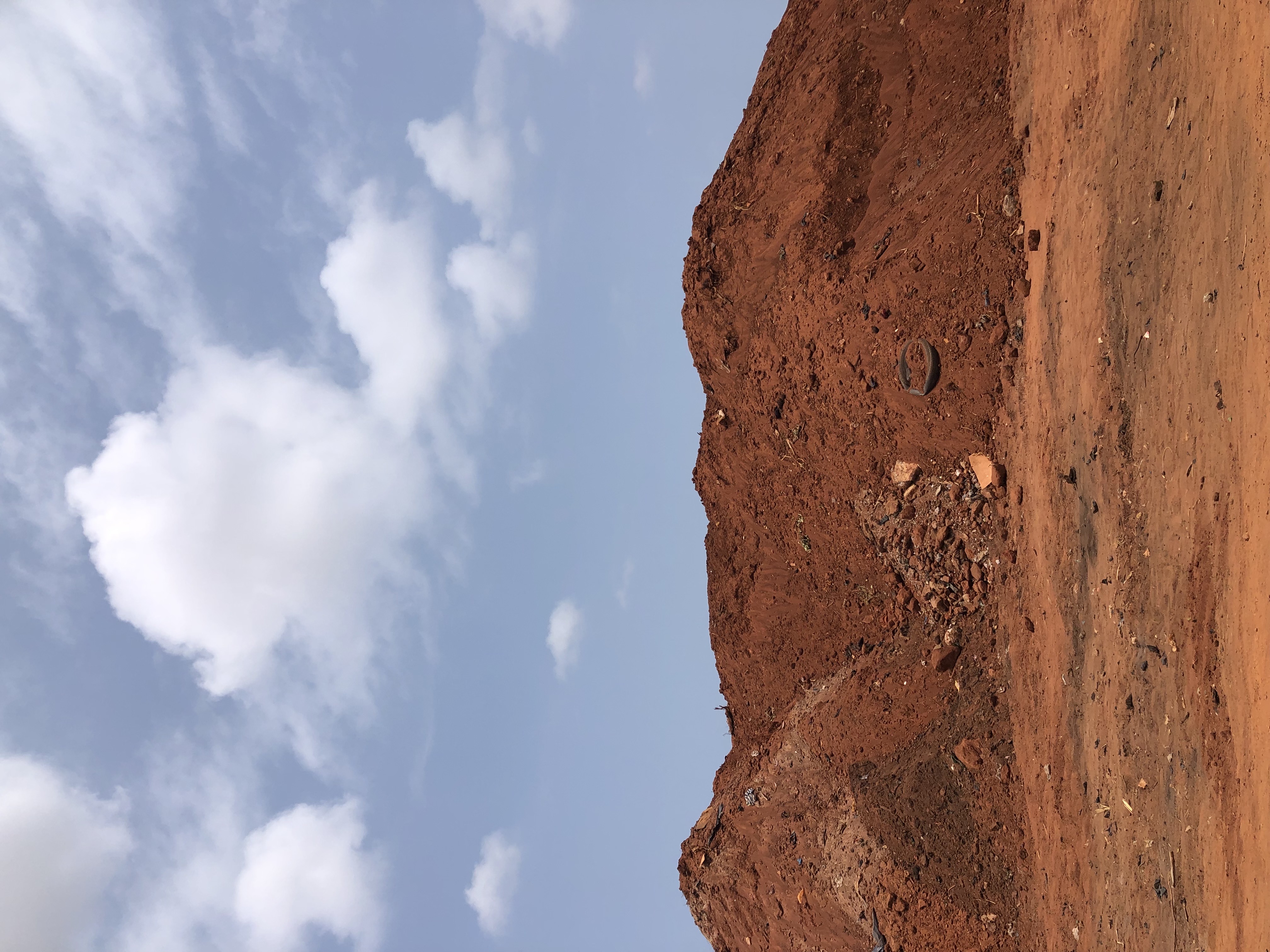 Sables remblais et des sables de construction sont disponibles