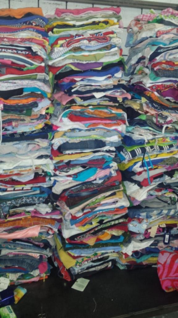 Vêtements en gros – Import/Export depuis Bruxelles