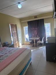 Salvador Guesthouse & Accomodation in Vereeniging 0848103487