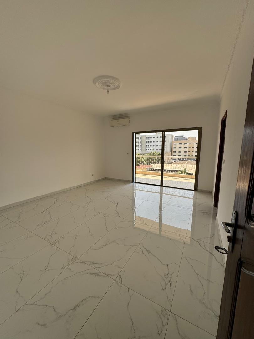 Appartement avec piscine en location en zone 4 Bietry