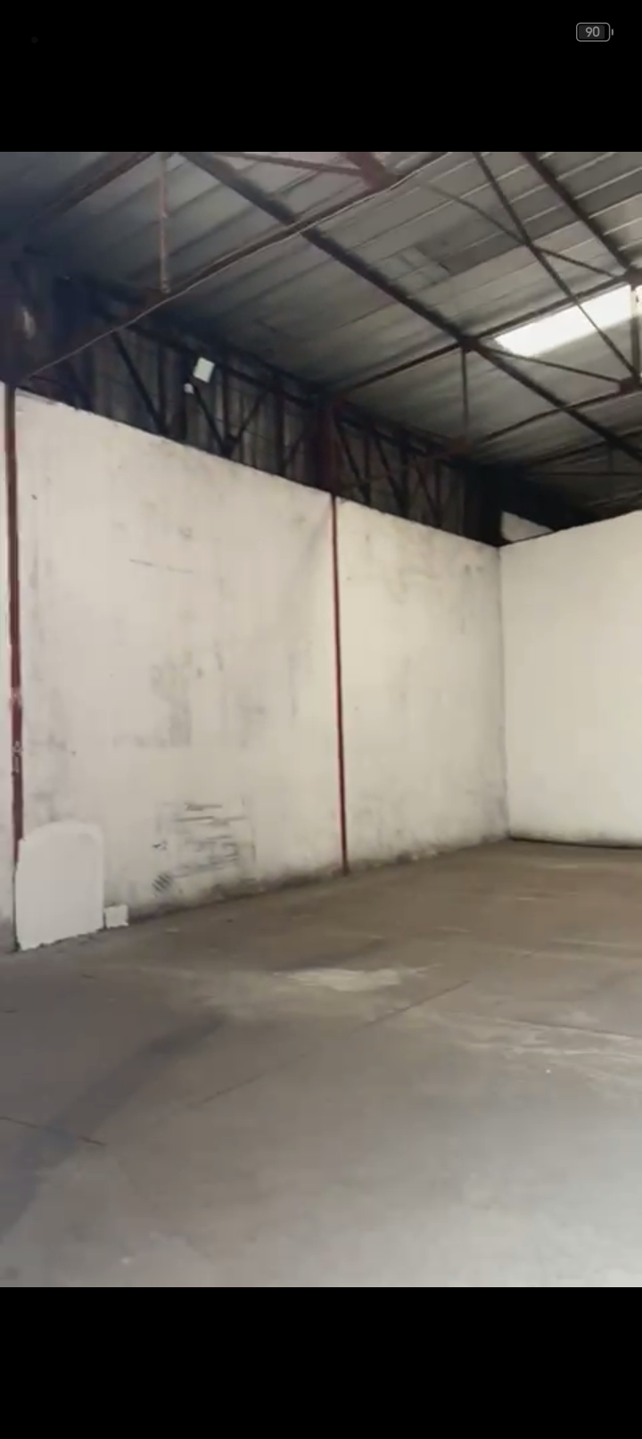 Entrepôt en location en zone portuaire de vridi