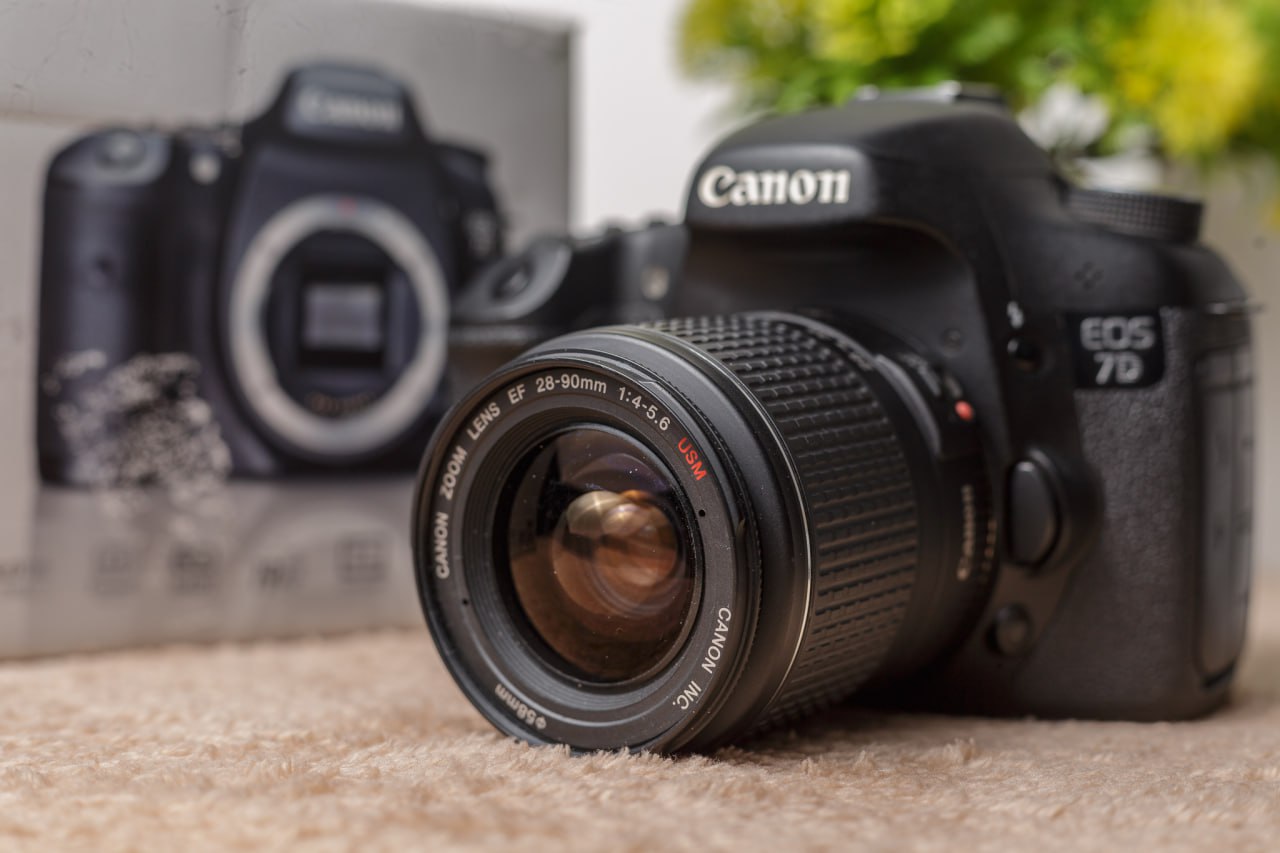 𝐂𝐚𝐧𝐨𝐧 𝐄𝐎𝐒 𝟕𝐃 + 𝐎𝐛𝐣𝐞𝐜𝐭𝐢𝐟 𝟐𝟖-𝟗𝟎𝐌𝐌