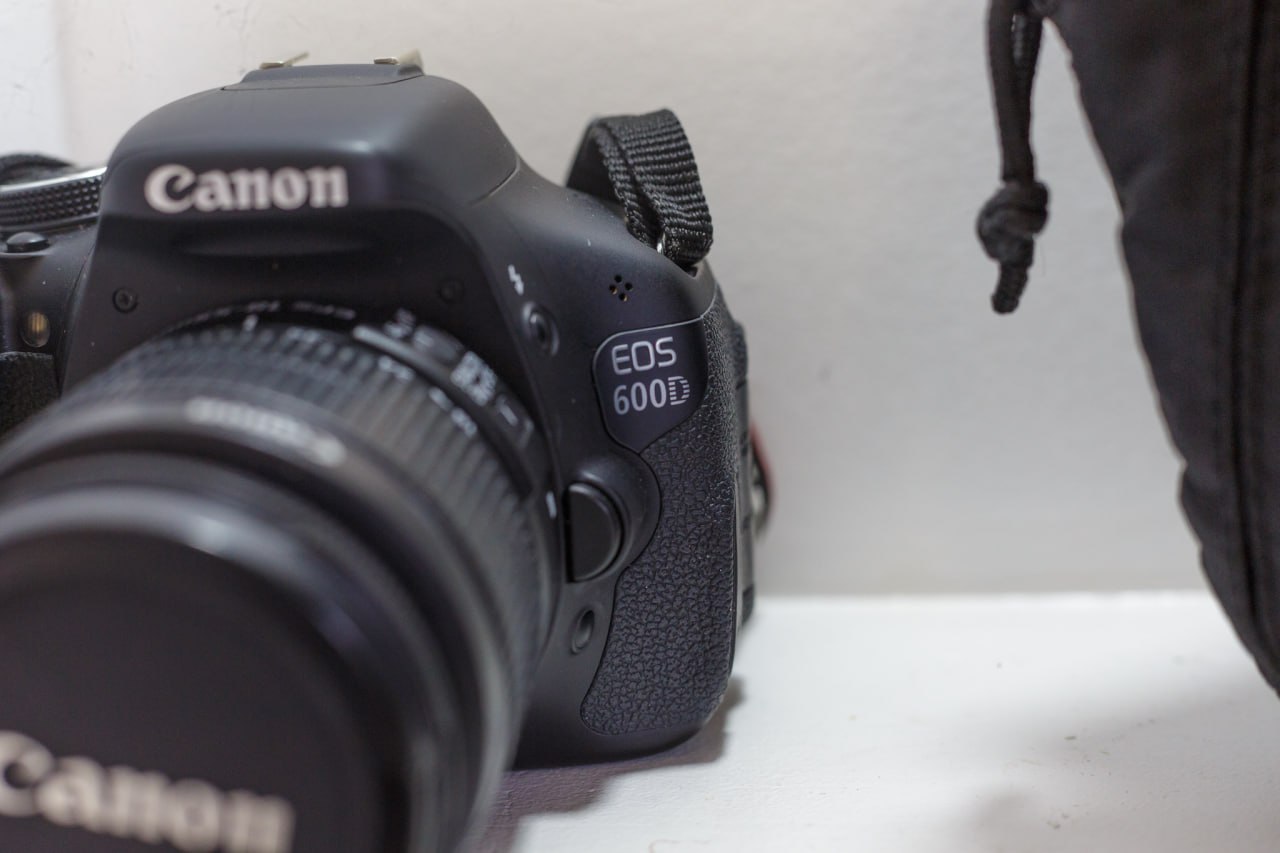 𝐂𝐚𝐧𝐨𝐧 𝐄𝐎𝐒 𝟔𝟎𝟎𝐃 + 𝐎𝐛𝐣𝐞𝐜𝐭𝐢𝐟 𝟏𝟖-𝟓𝟓𝐌𝐌