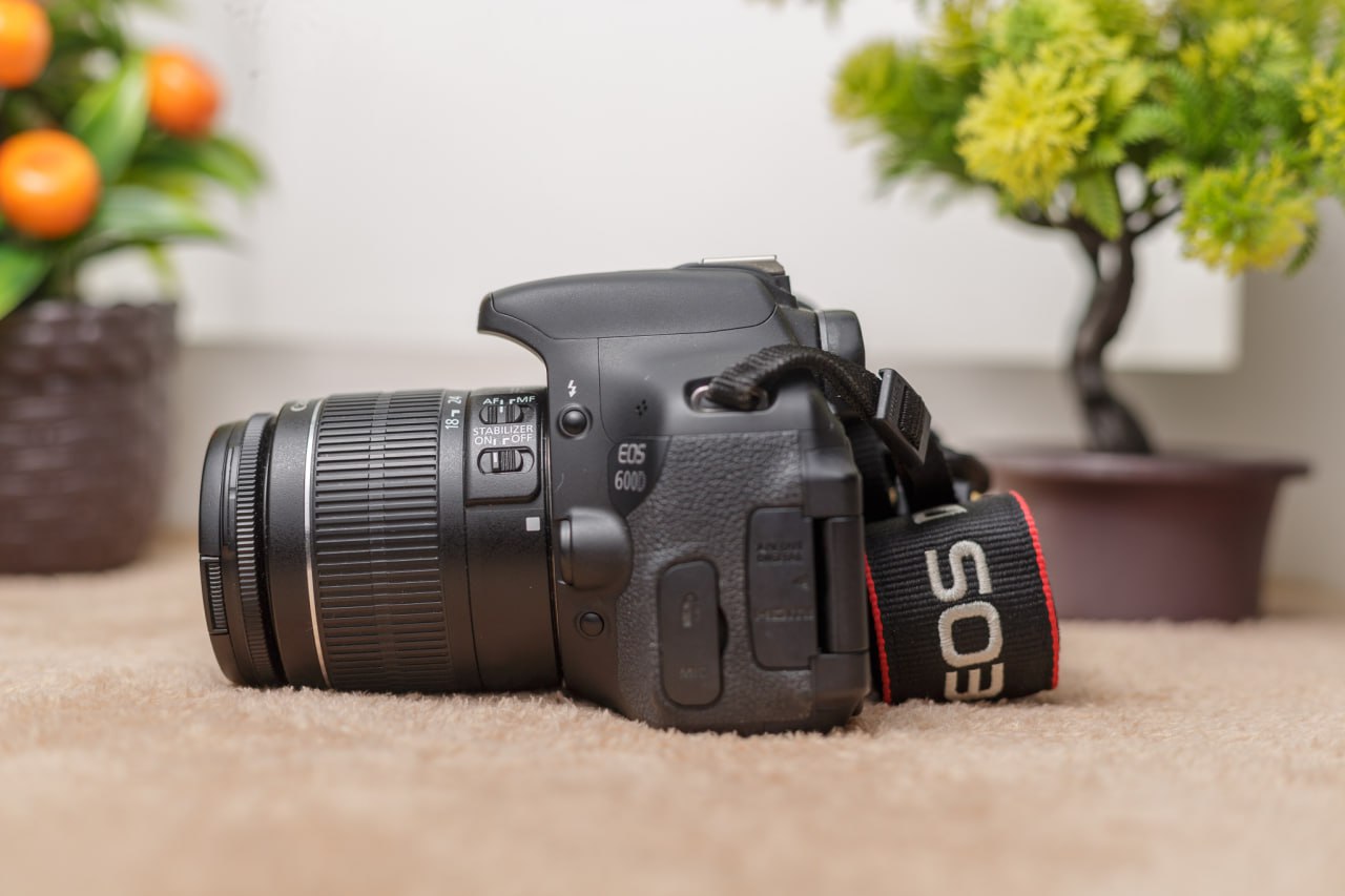 𝐂𝐚𝐧𝐨𝐧 𝐄𝐎𝐒 𝟔𝟎𝟎𝐃 + 𝐎𝐛𝐣𝐞𝐜𝐭𝐢𝐟 𝟏𝟖-𝟓𝟓𝐌𝐌