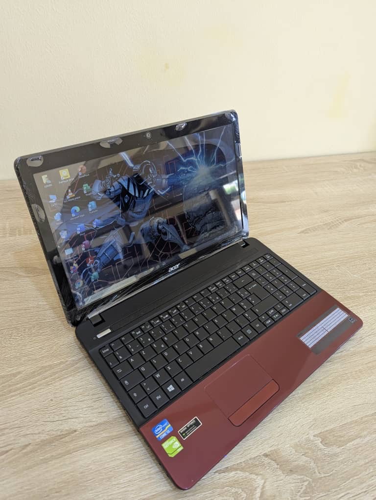 Acer E1 Intel core i3 Ram 4Go HDD 500Go