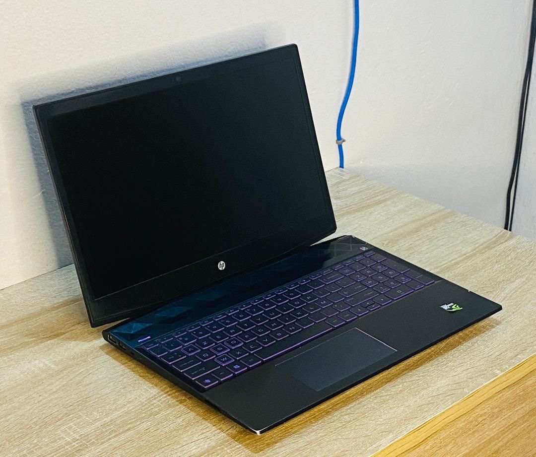 HP Pavilion 15-cx0xxx | Intel Core i7 | Ram 16Go | SSD 512Go | Nvidia GeForce RTX 1050 | 4G dédiée