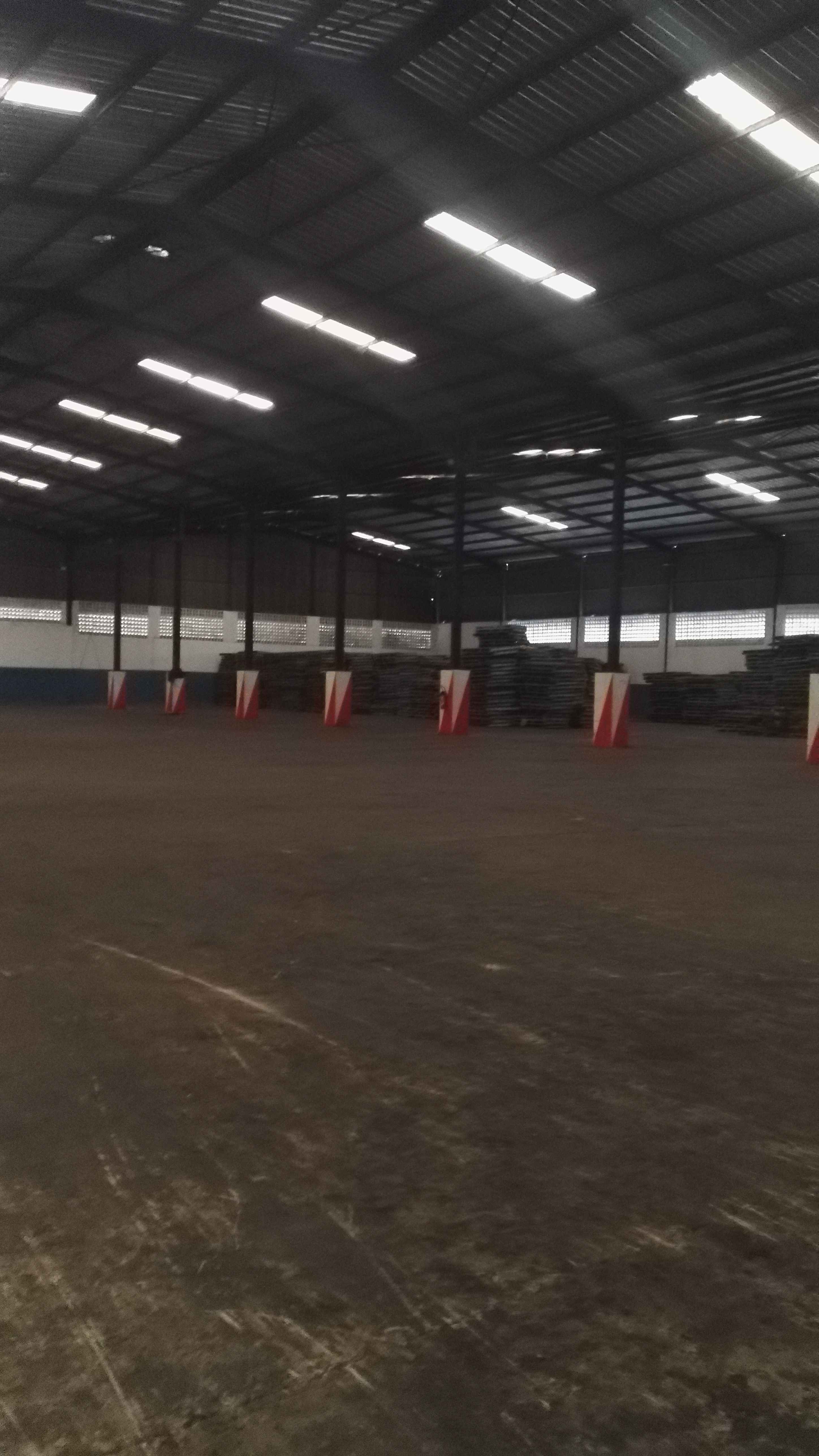 Besoin des Entrepôts en zone portuaire d'Abidjan