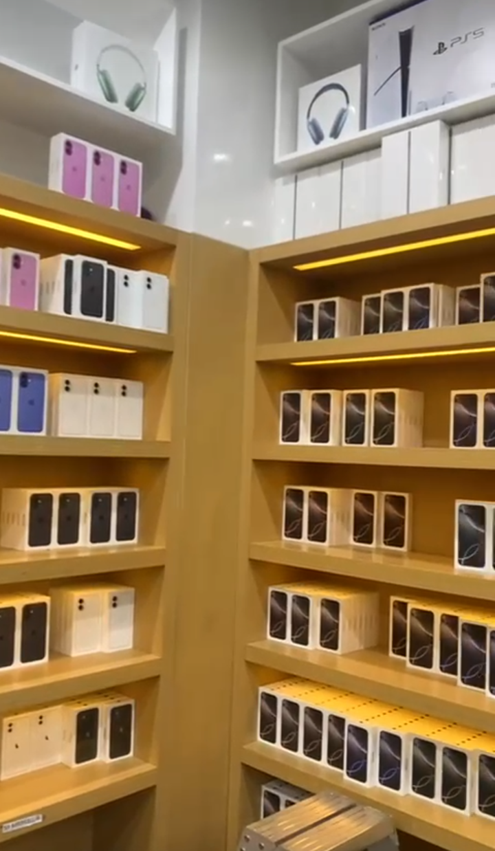 iPhone 16 Pro Max, 15 Pro Max & 14 Pro Max iPhone 16 Pro Max, 15 Pro Max & 14 Pro Max