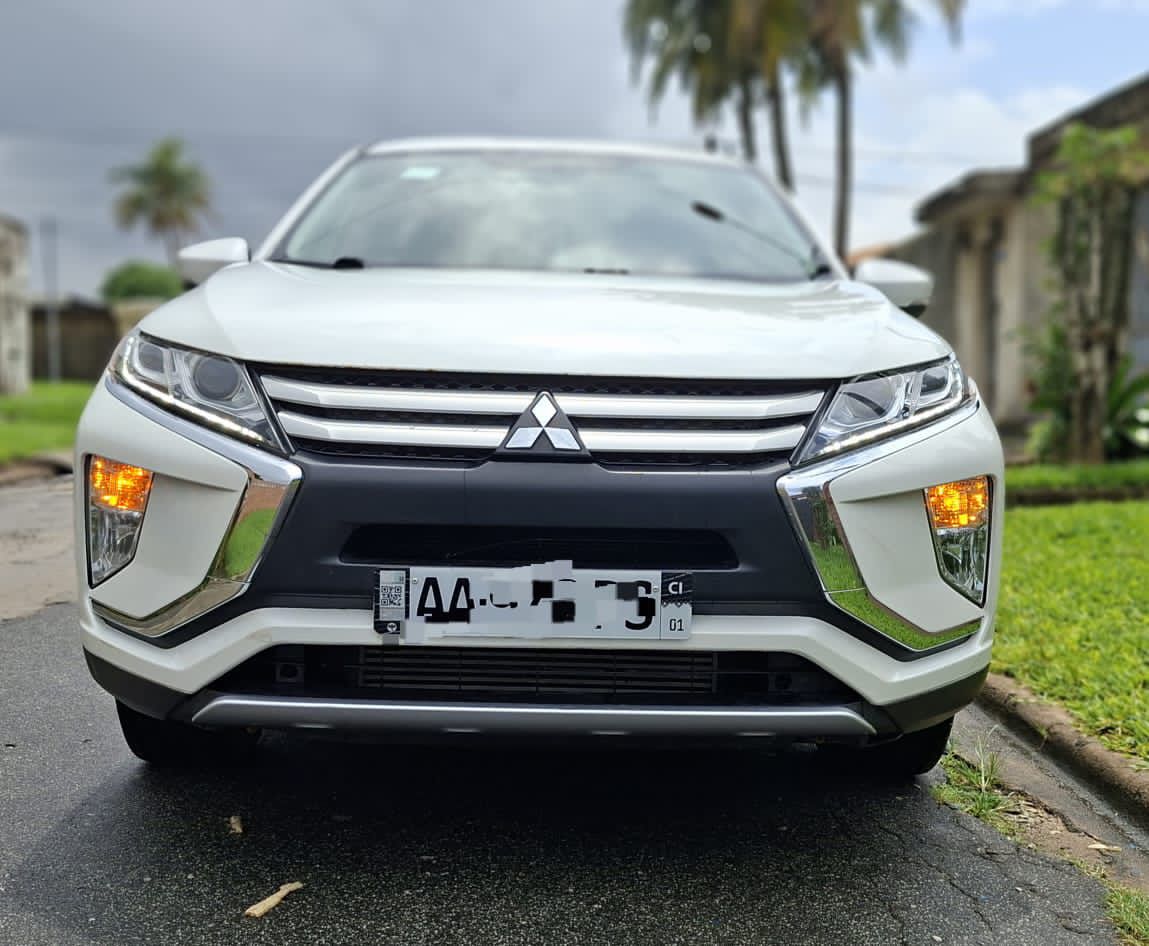 MITSUBISHI ÉCLIPSE SPORT