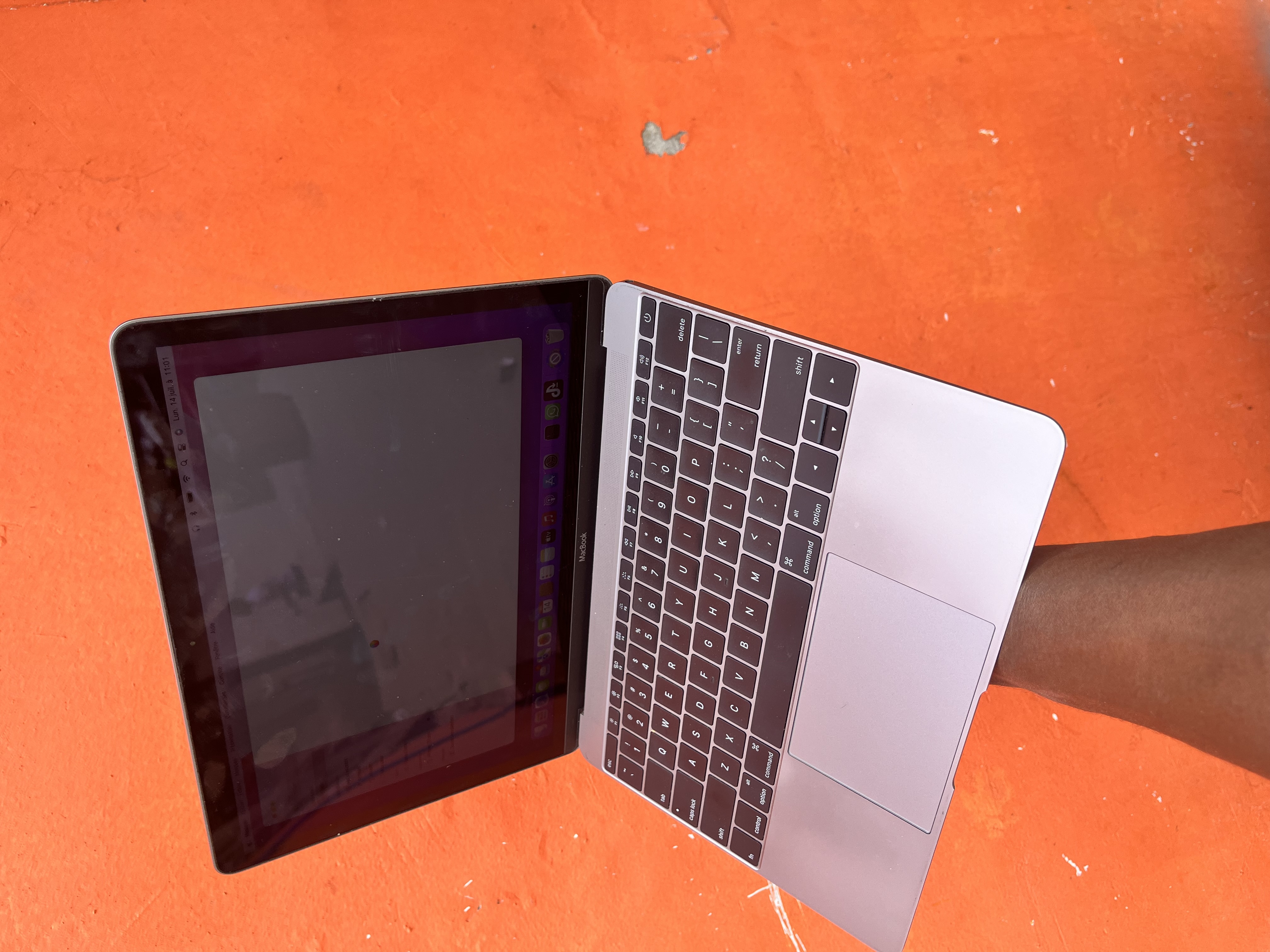 MacBook M 2015 Casi neuf