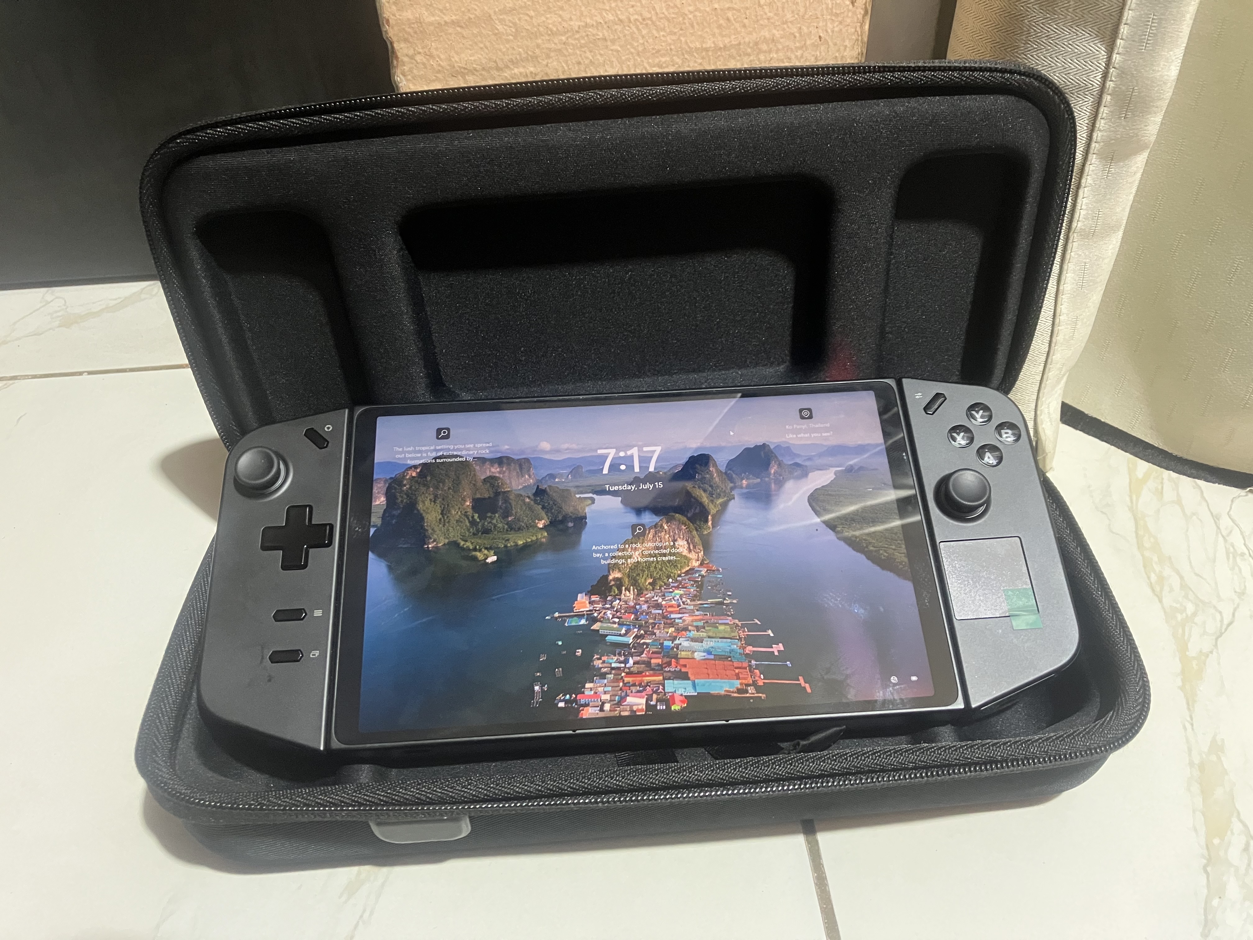 ORIGINAL 100% Lenovo LEGION Go Console de jeu PC portable 8.8 pouces 16G 512GSSD avec contrôleur