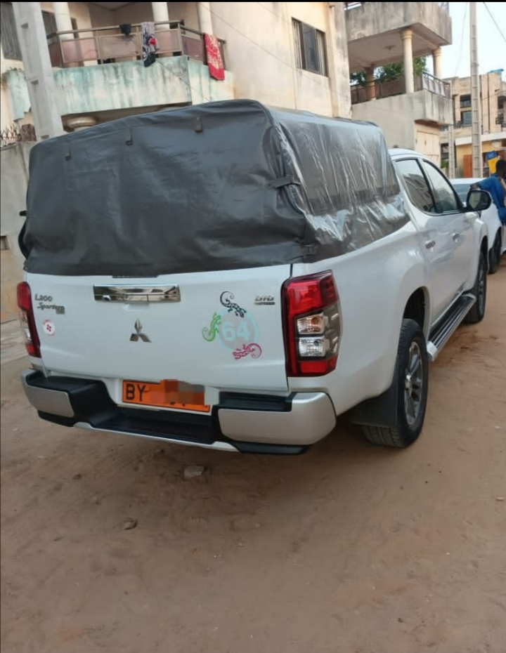 MITSUBISHI L 200 2022