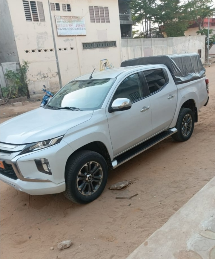 MITSUBISHI L 200 2022