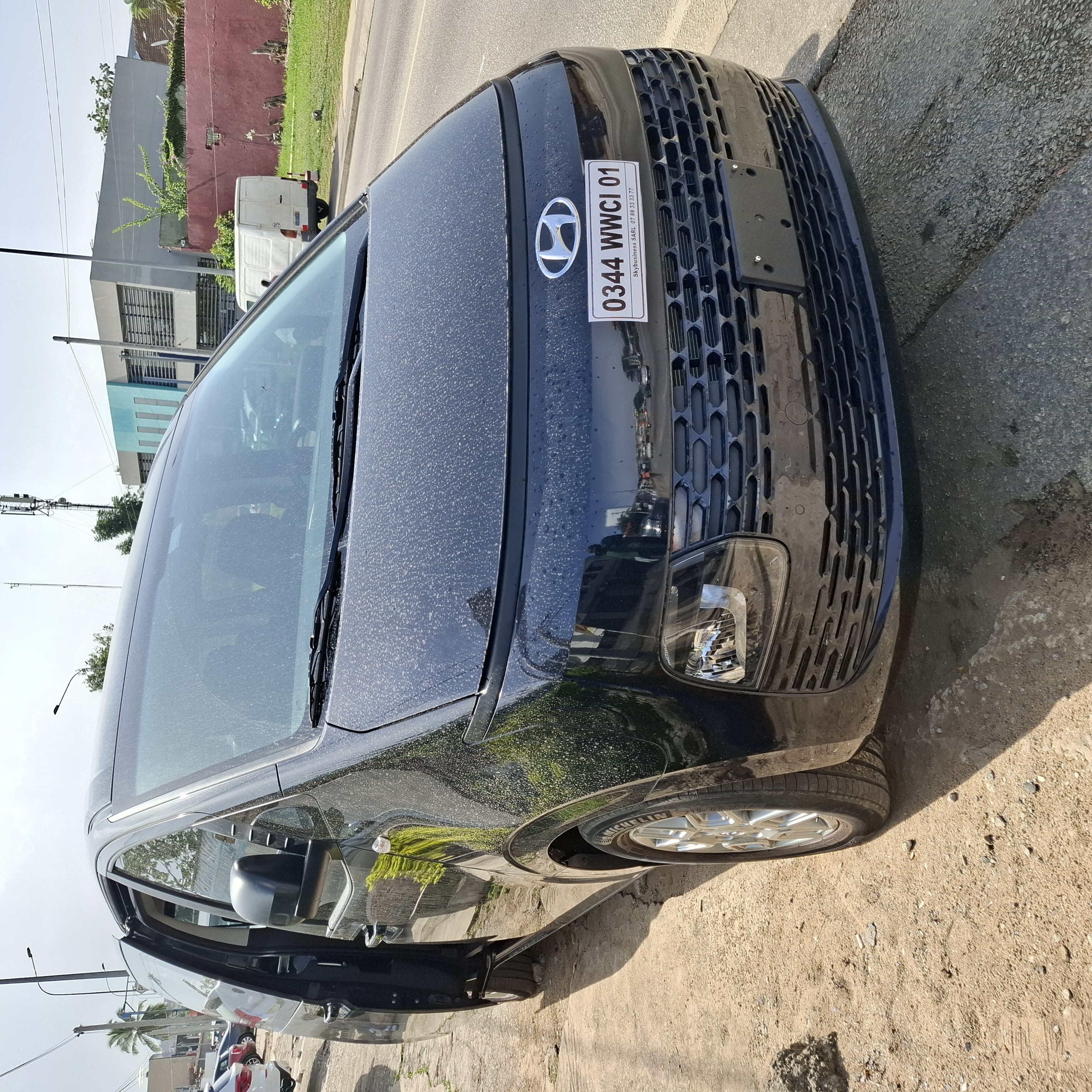 location Hyundai Staria- Hyundai Staria location