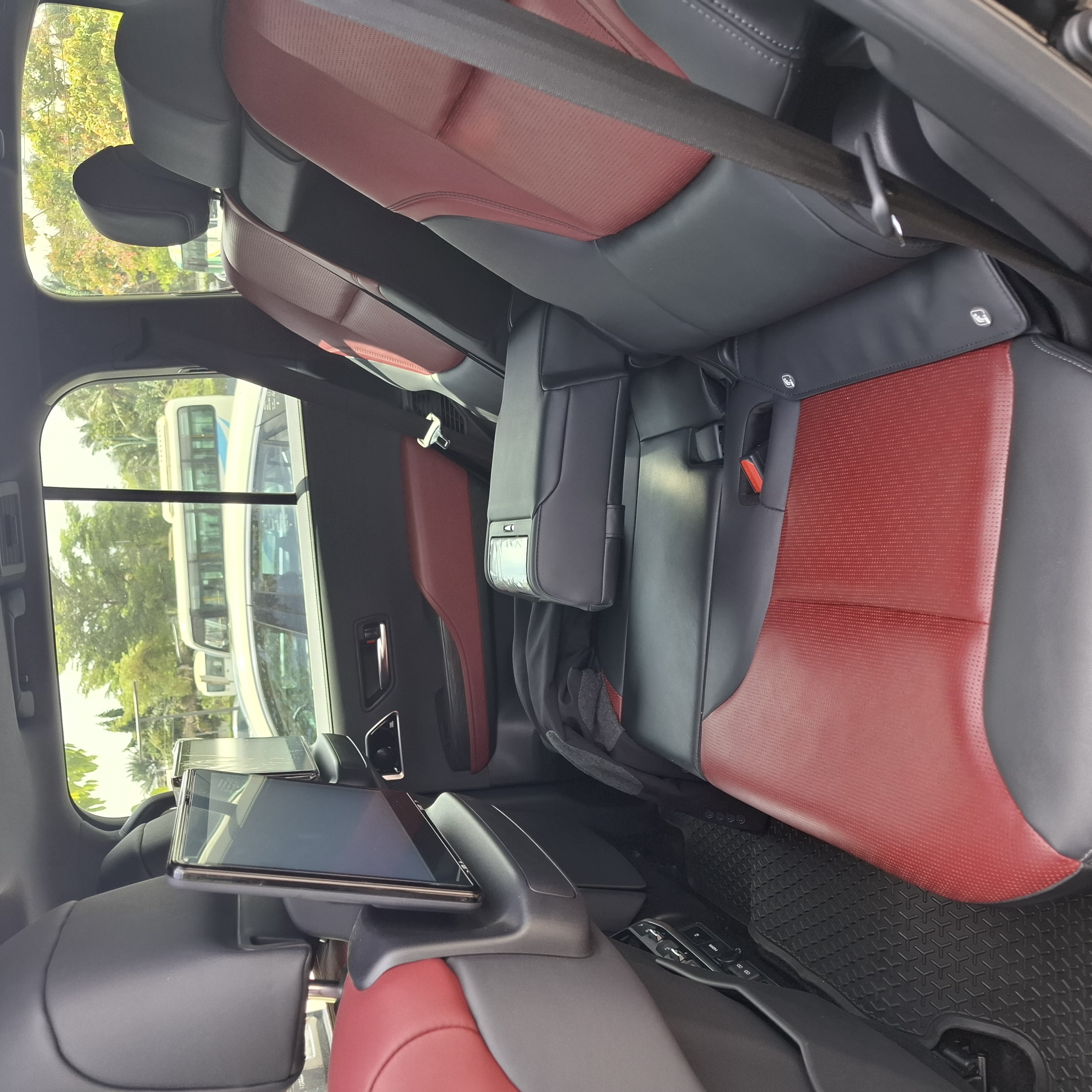 Location Toyota Land Cruiser Côte d’Ivoire- Location Toyota Land Cruiser Abidjan- Location SUV ABJ