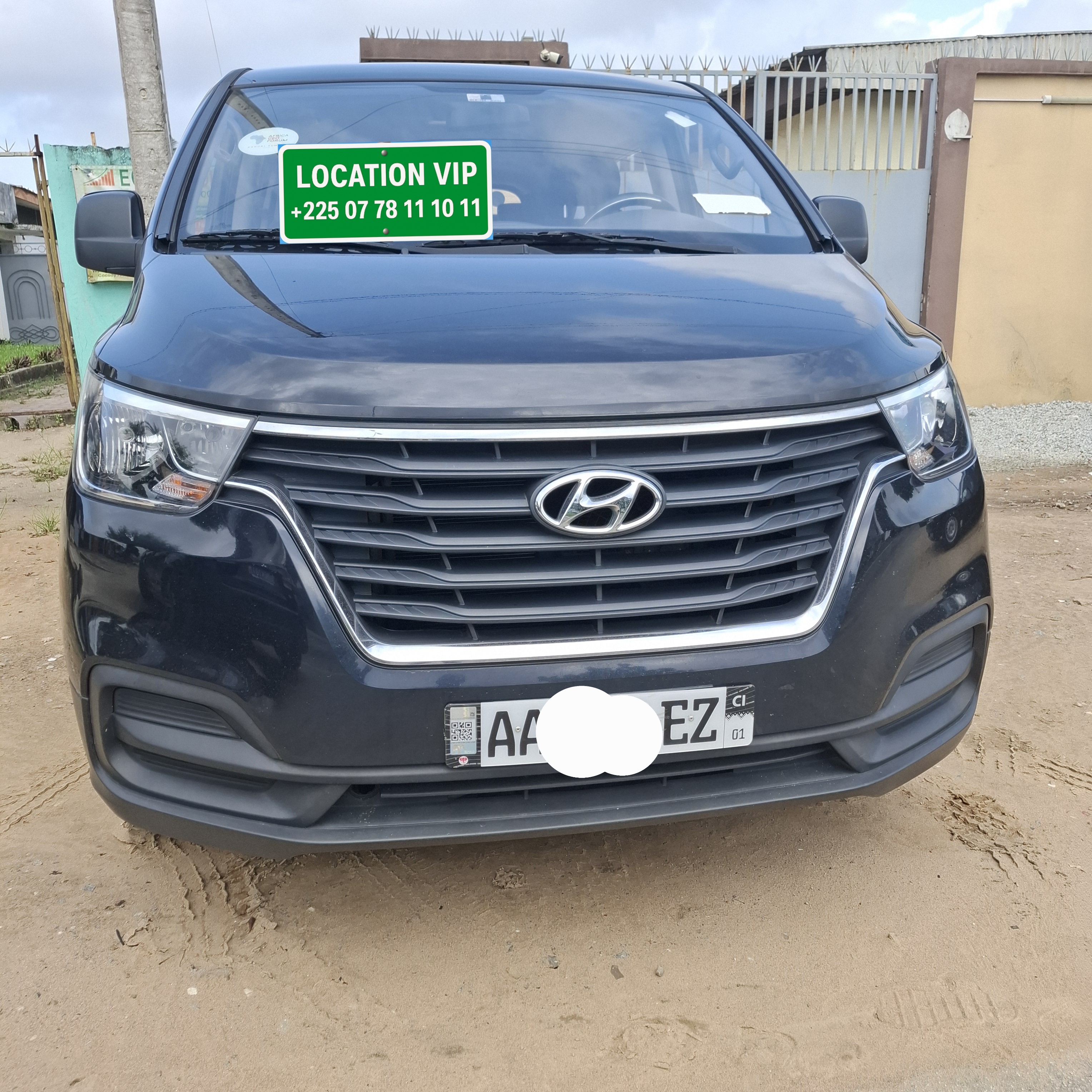 Location Hyundai H1 Abidjan - location minibus Abidjan