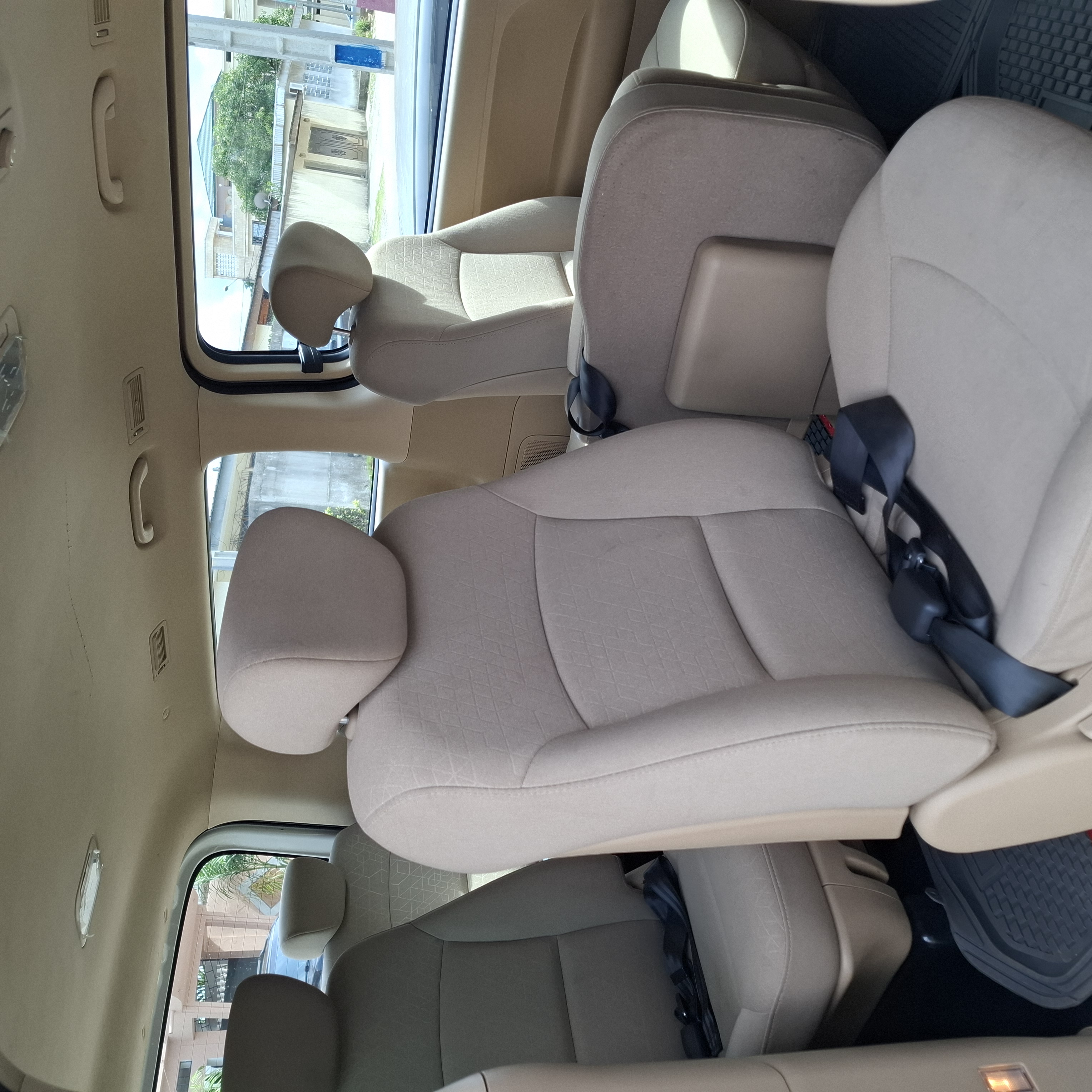 location van 8 places Abidjan - location véhicule VIP Abidjan