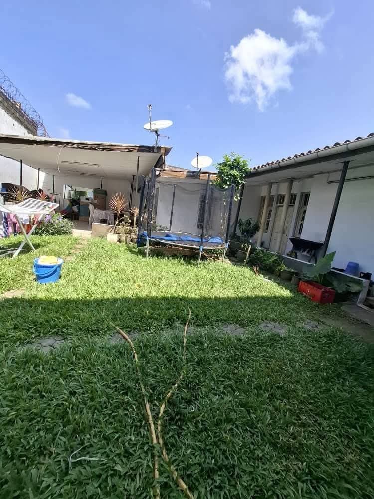 VENTE À COCODY RIVIERA PALMERAIE ROSIERS PROGRAMMES 2 : UNE VILLA DUPLEX 5 PIÈCES PROPRE