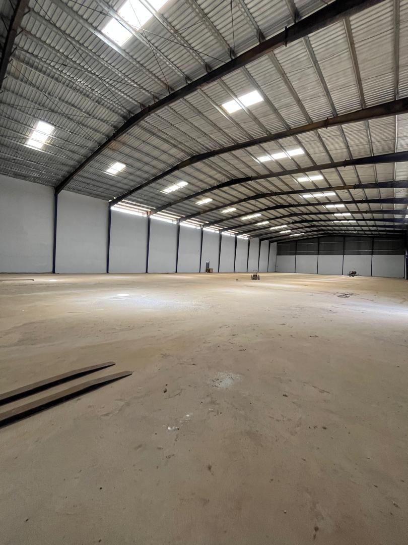 Louons des Entrepôts en zone portuaire et industrielle d'Abidjan