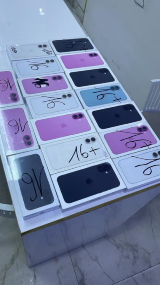 DISPONIBLE POUR LA VENTE DES TELEPHONE ET LES ACCESSOIRE DE TELEPHONE