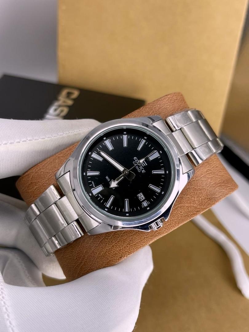 Montre Casio pour Hommes et Dames