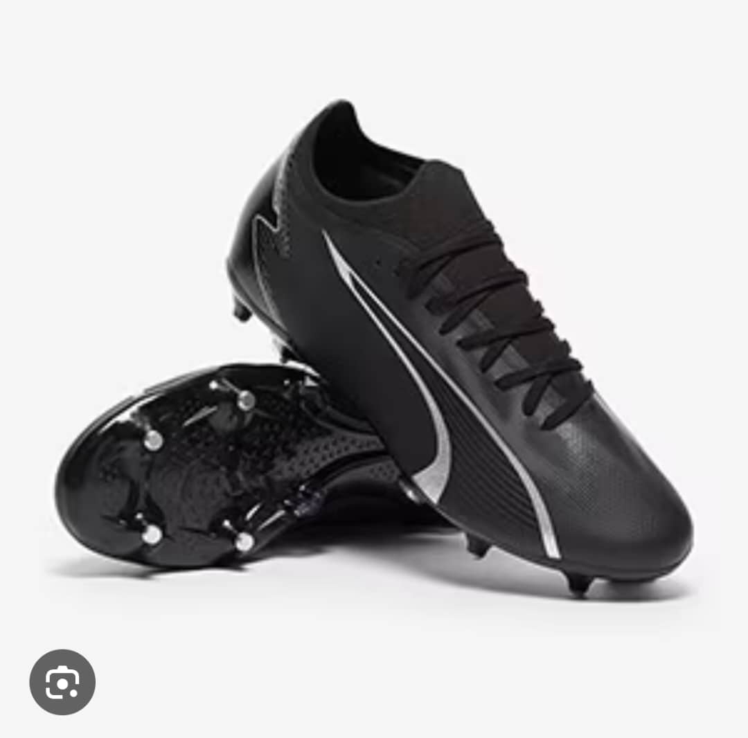 Paires de crampons Puma