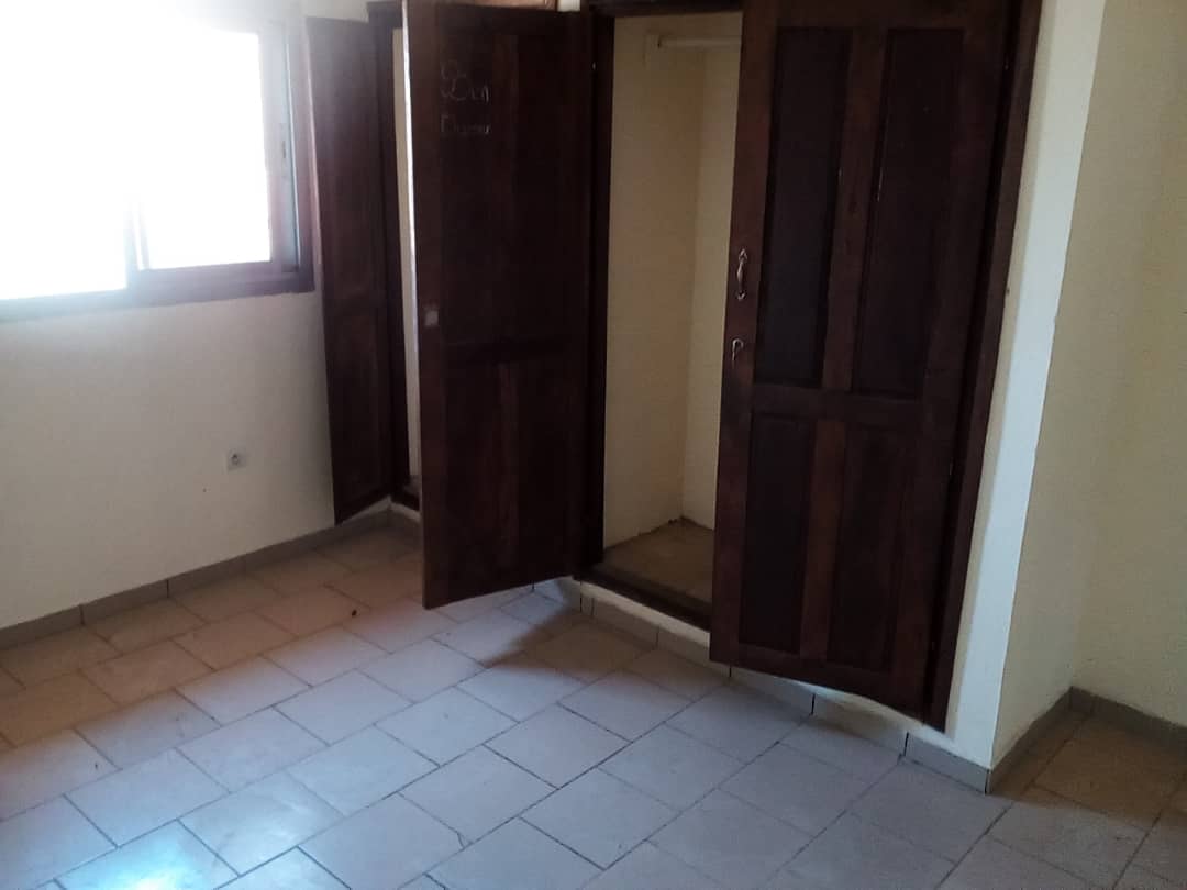 ezinhorace02041992 ezinhorace02041992